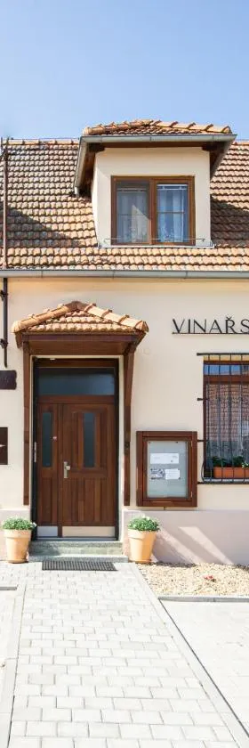 Penzion a vinařství Vyskočil Strachotín，位于斯特拉霍廷的酒店