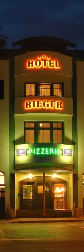 Hotel Rieger Garni，位于伊钦的酒店