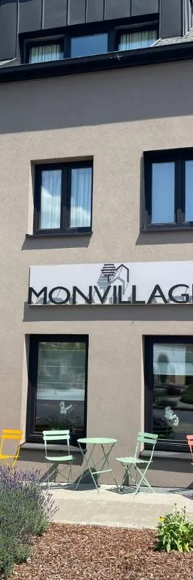 Hotel Monvillage，位于Mondercange的酒店