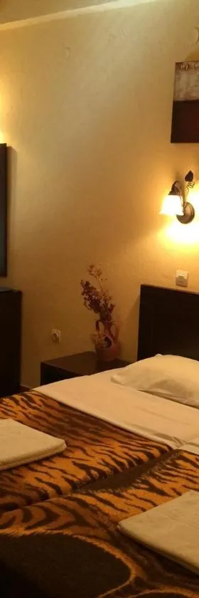 Green Hotel - Maravel Botanical Garden，位于Spílion的酒店