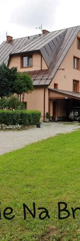Pokoje Na Brzegu，位于Łapsze Wyżne的酒店