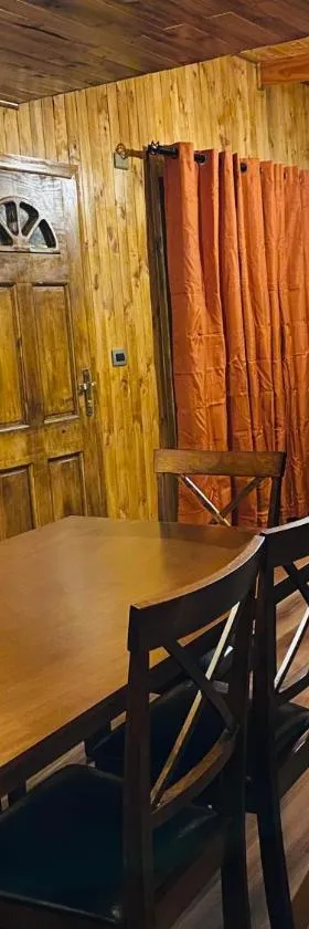 Cabañas EMC，位于洛斯比洛斯的酒店