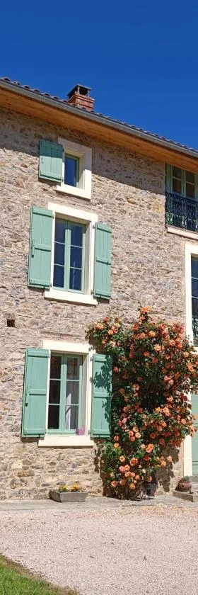 Baladous，位于Montgaillard-de-Salies的酒店