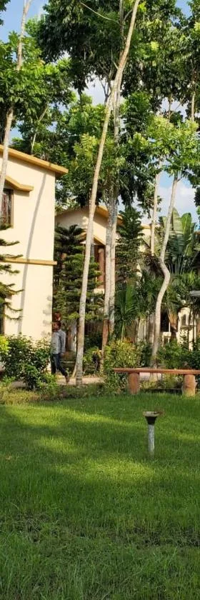 Sundarban Tiger Roar Resort，位于Purbbadulki的酒店