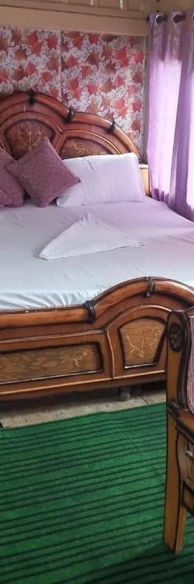 Midway Home stay，位于吉布的酒店