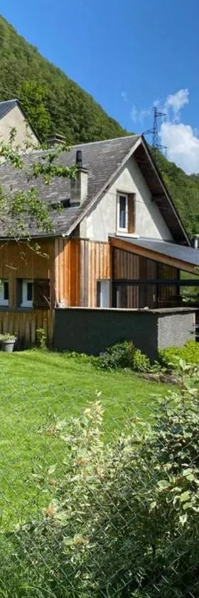 Le CHALET AUX CERFS，位于康庞的酒店