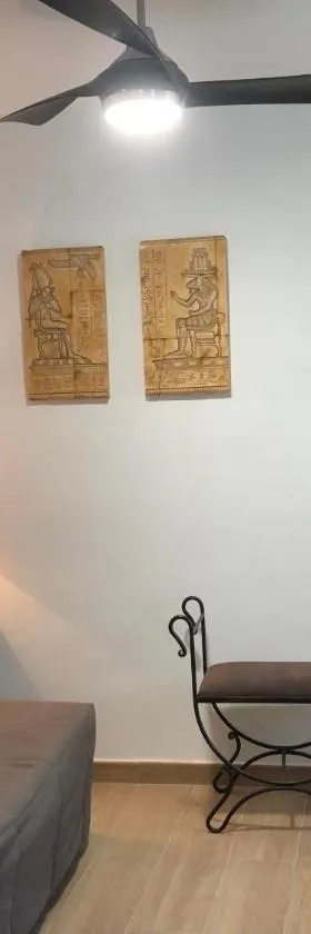 格雷多斯餐厅旅舍，位于吉桑多的酒店