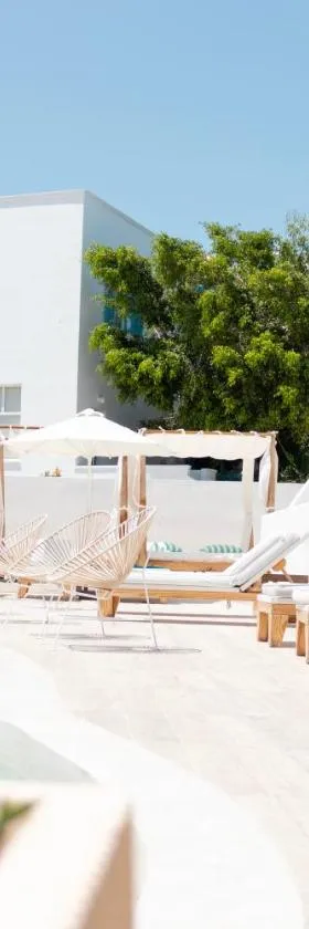 Cavo Bianco Boutique Hotel & Spa，位于卡马利的酒店