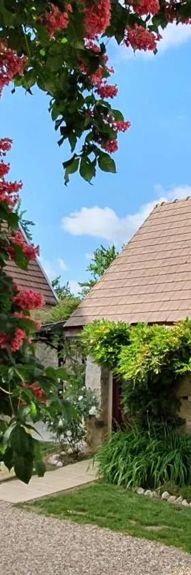 Maison des mariés，位于Beaulieu-sur-Loire的酒店