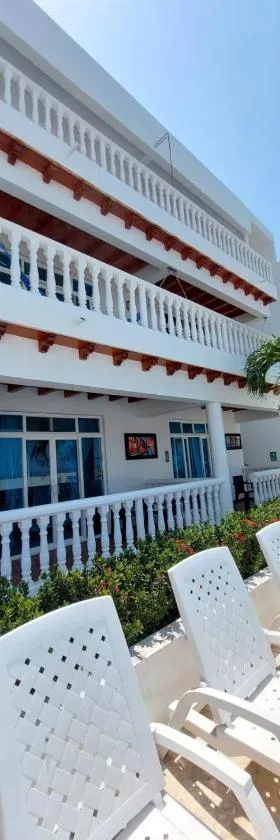 hotel 3 banderas Manzanillo del Mar，位于卡塔赫纳的酒店