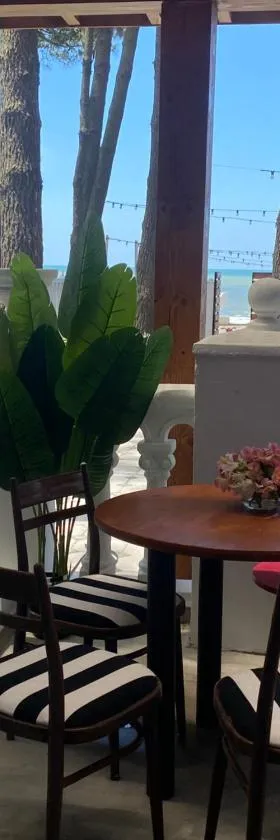 Sanny villa，位于格里戈莱蒂的酒店