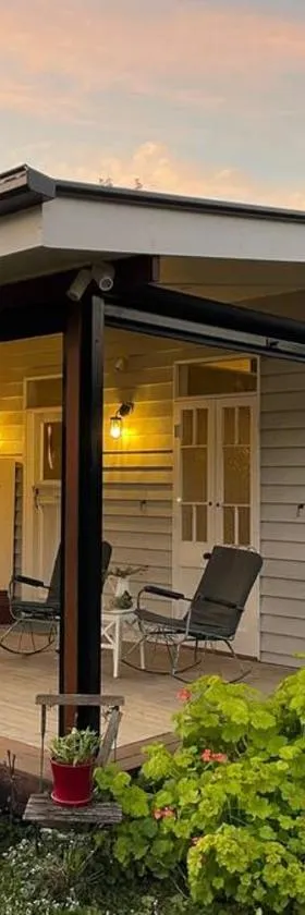 Entire Boutique Home - The Rustic Cottage - Canungra，位于Canungra的酒店
