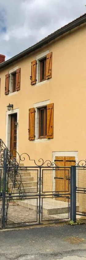 Gîte de la Croix Mandet，位于Vensat的酒店