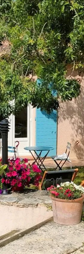 La SANATINA 2，位于Saint-Zacharie的酒店