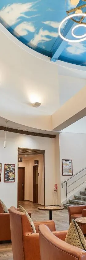 Grand Cabin Hotel Naha Oroku，位于那霸的酒店