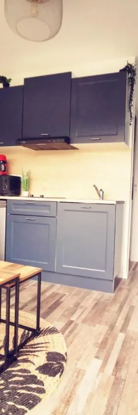 Gîte cosy entre Bordeaux et Lacanau，位于Sainte-Hélène的酒店