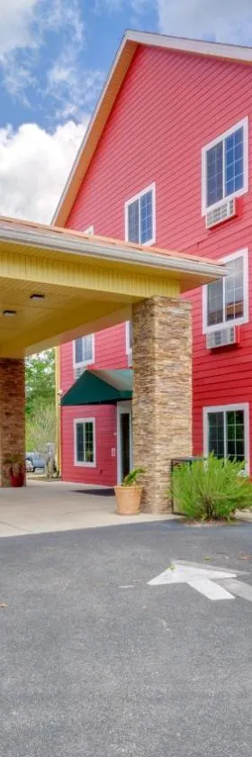 Wildwood Inn，位于克劳福德维尔的酒店