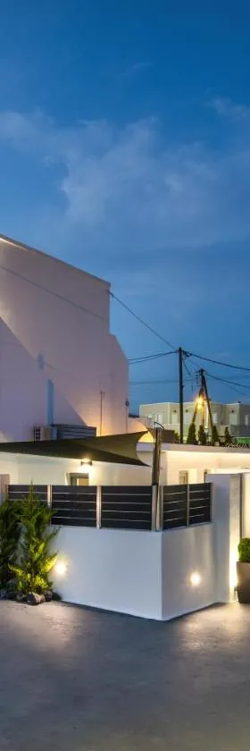 Potamida Suites，位于弗通的酒店