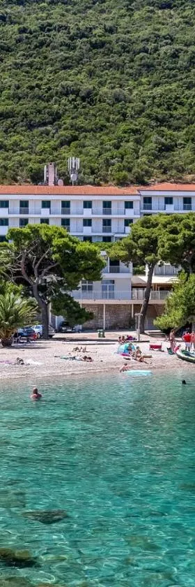 Hotel Faraon，位于特尔帕尼的酒店