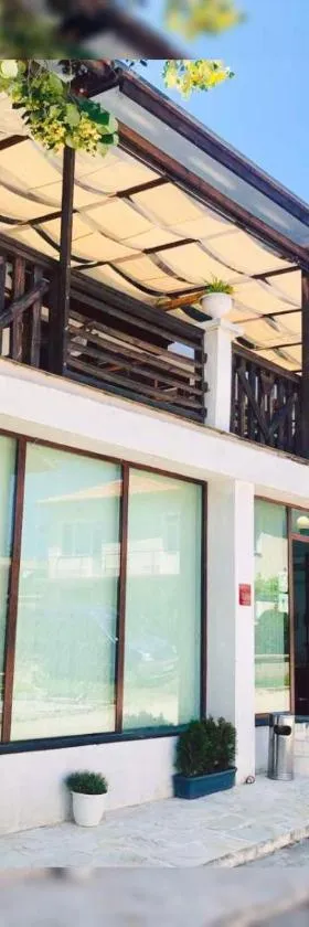 Villa Adrian，位于希科尔皮诺夫西的酒店