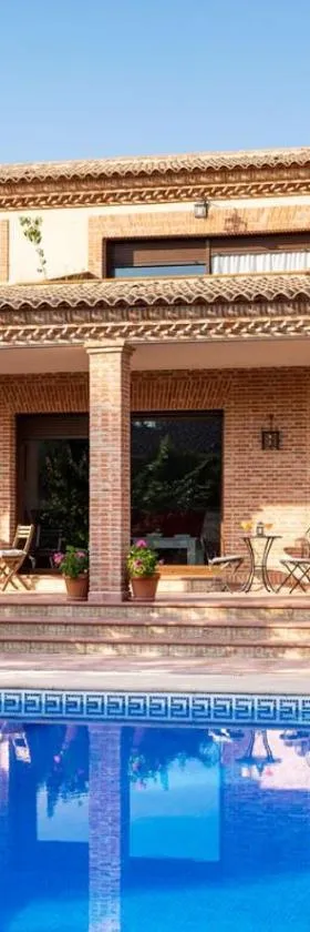马林托莱多住宿加早餐旅馆，位于Las Nieves的酒店