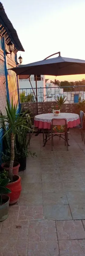 Paradis，位于Dar Salah Bey的酒店