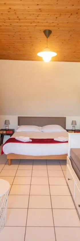 Le Portzic, Appartement proche plage de Morgat，位于克罗宗的酒店