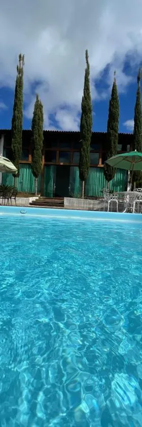 Village Recanto Splendory - Sítio com lazer completo e privativo perto de BH，位于Prudente de Morais的酒店