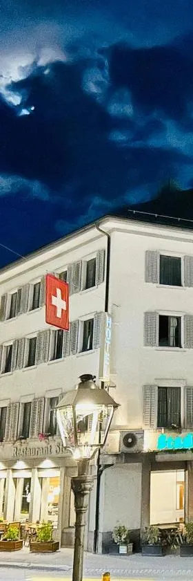 Hotel Stadthof Glarus，位于格拉鲁斯的酒店