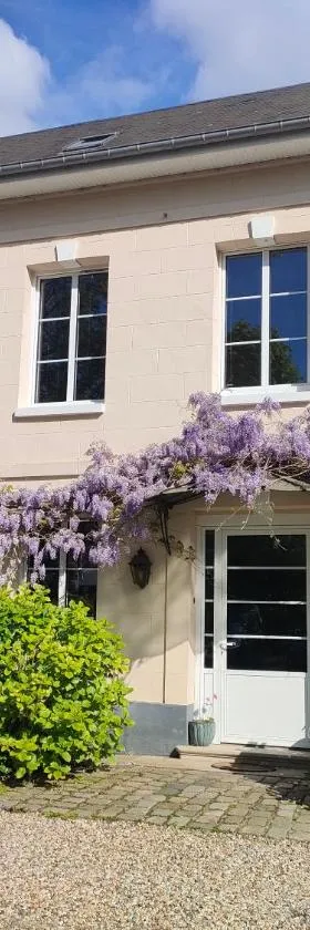 Maison Menadel，位于伊沃托的酒店