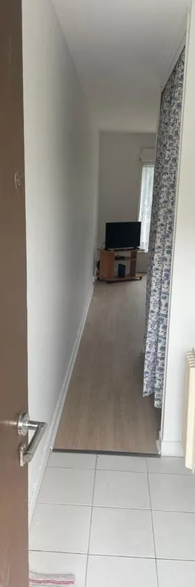 Studio privé，位于埃尔蒙的酒店
