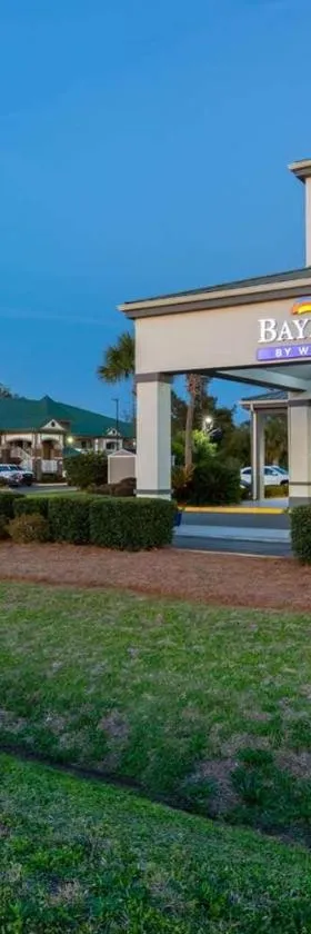 Baymont by Wyndham Marianna，位于玛丽安娜的酒店