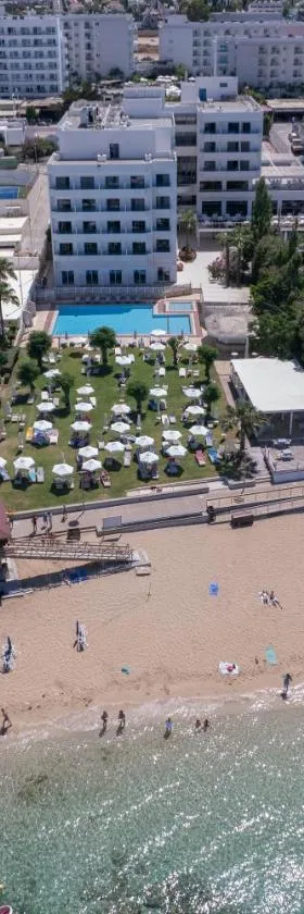 Iliada Beach Hotel，位于普罗塔拉斯的酒店