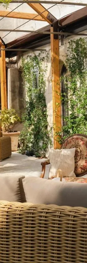 L'Abbaye Hôtel，位于卢河畔拉科尔的酒店