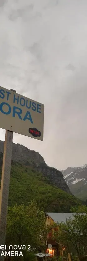 Nora's guesthouse，位于Zhabeshi的酒店