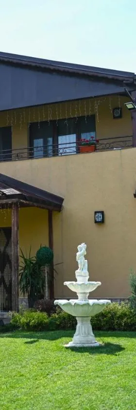 Guest House ERIDA，位于Trastenik的酒店