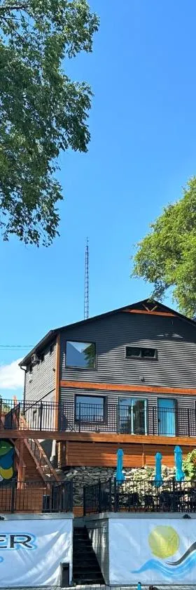 Lake Shafer Resort，位于蒙蒂塞洛的酒店