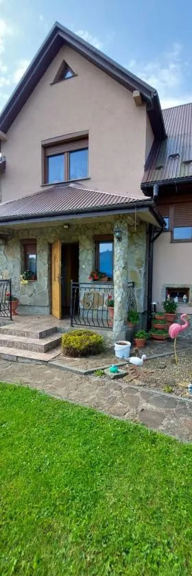 Pokoje w domu na wsi，位于Nienadowa的酒店
