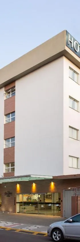 Hotel Dom Rafael Premium，位于圣玛丽亚的酒店