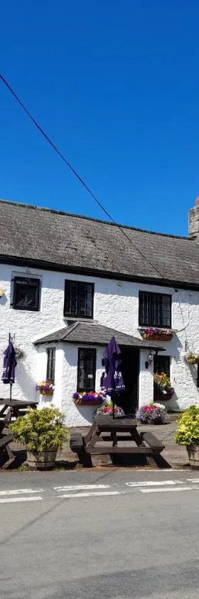 The Weary Friar Inn，位于Pillaton的酒店
