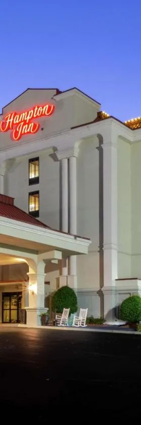 Hampton Inn Winston-Salem Hanes Mall，位于温斯顿·塞勒姆的酒店