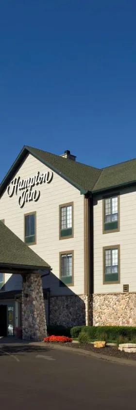 Hampton Inn Kansas City The Legends，位于堪萨斯城的酒店