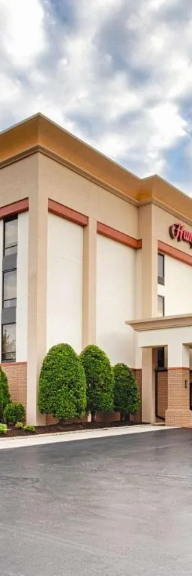 Hampton Inn Morganton，位于摩根顿的酒店