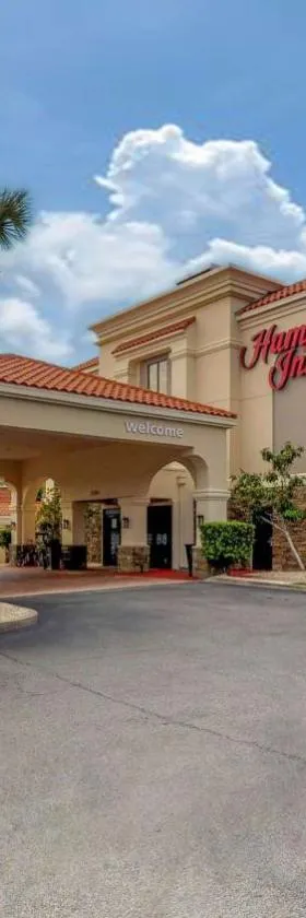 Hampton Inn St. Simons Island，位于圣西蒙斯岛的酒店