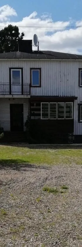 Sangis Motel Haparandavägen 11，位于Sangis的酒店