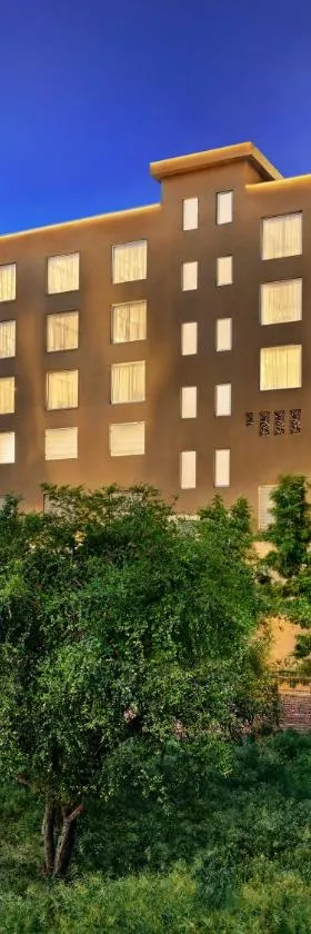 Vivanta Jammu City Centre，位于贾姆穆的酒店