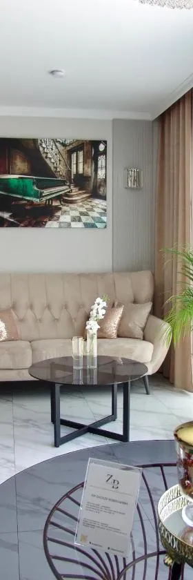 ZB Apartment Luxor Bobrowniki Rogożnik Pyrzowice，位于Bobrowniki的酒店