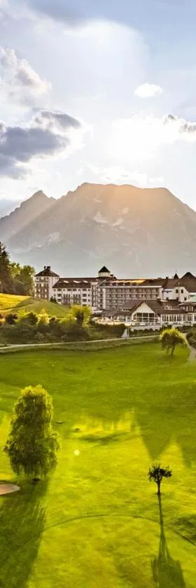 IMLAUER Hotel Schloss Pichlarn，位于恩斯河谷艾根的酒店