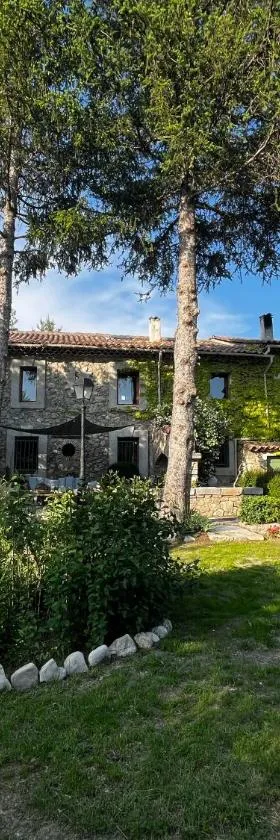 Le Priolat des Anges aux portes des gorges du Verdon，位于特里冈斯的酒店