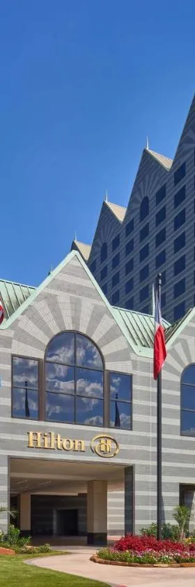 休斯顿北希尔顿酒店，位于休斯顿的酒店